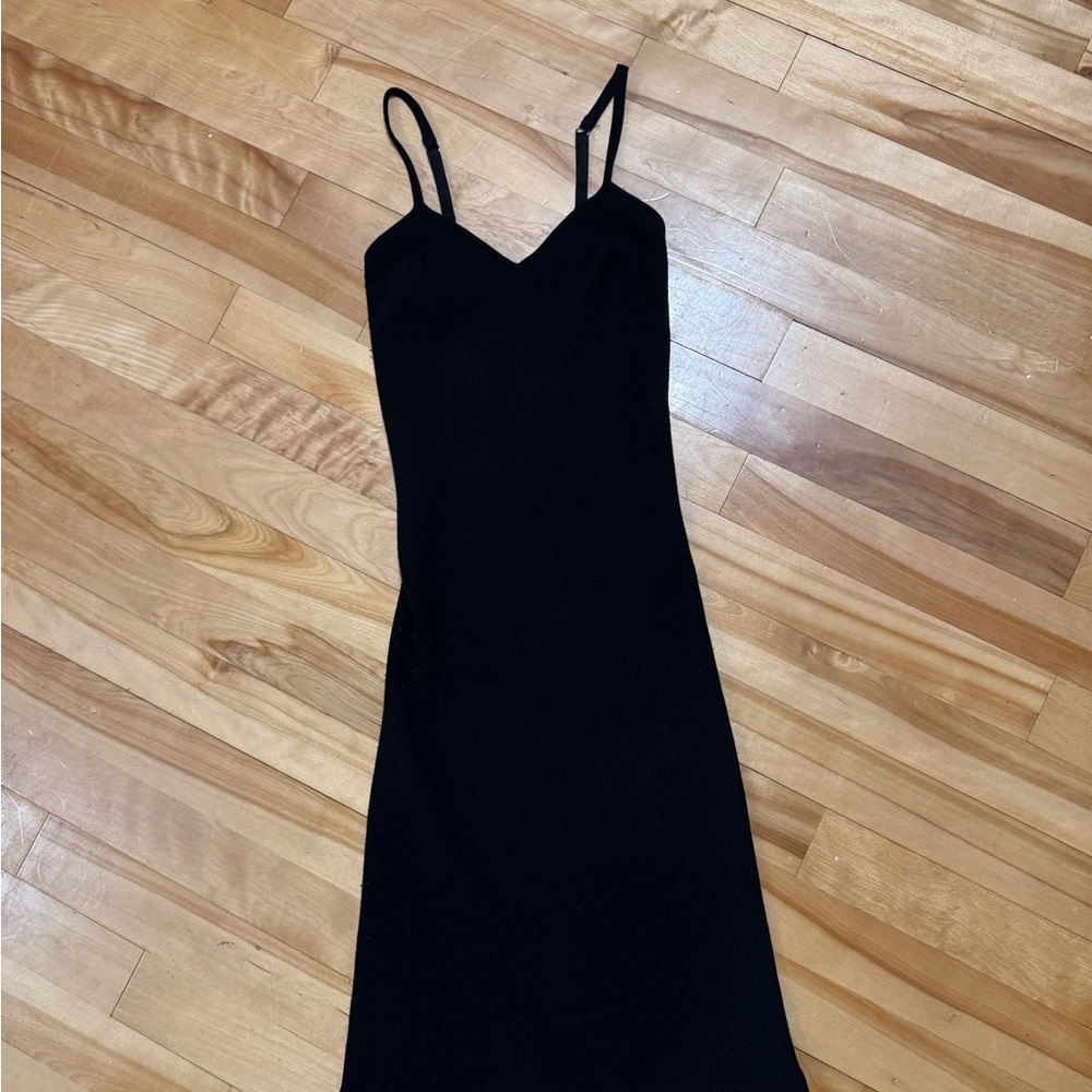 Elegant Black 525 bodycon Strap Dress